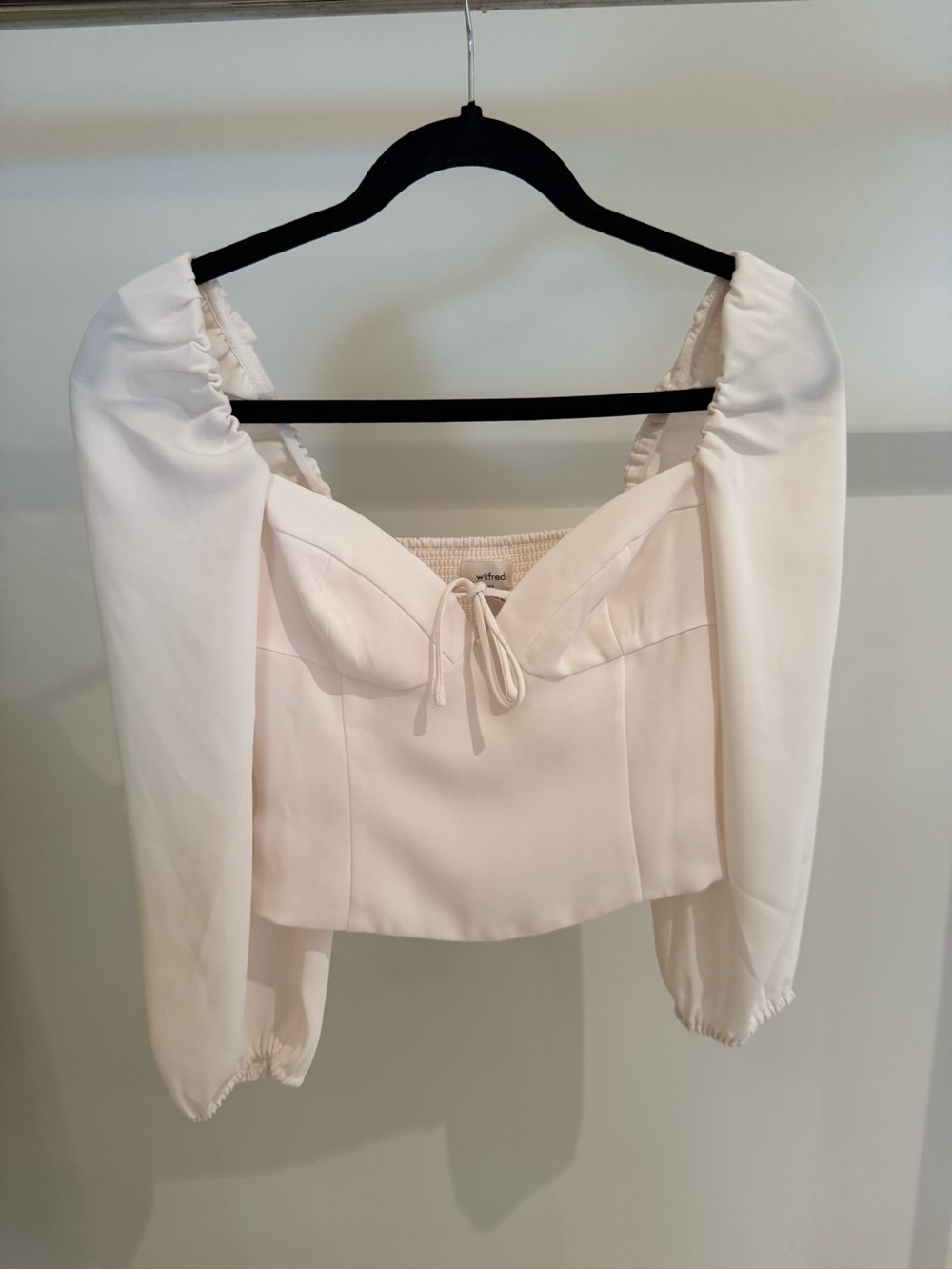 Aritzia Wilfred Ivory Corset-Style Puff Sleeve Cropped Blouse
